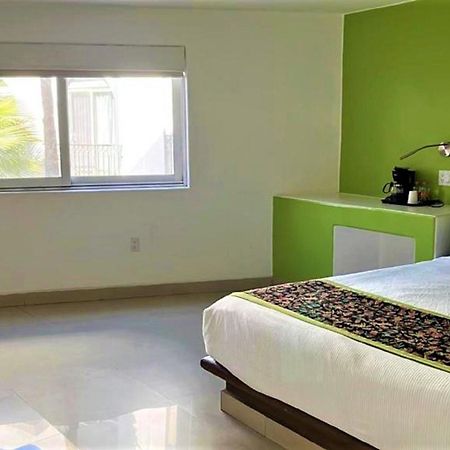 Seven Crown Express & Suites By Kavia Cabo San Lucas Dış mekan fotoğraf