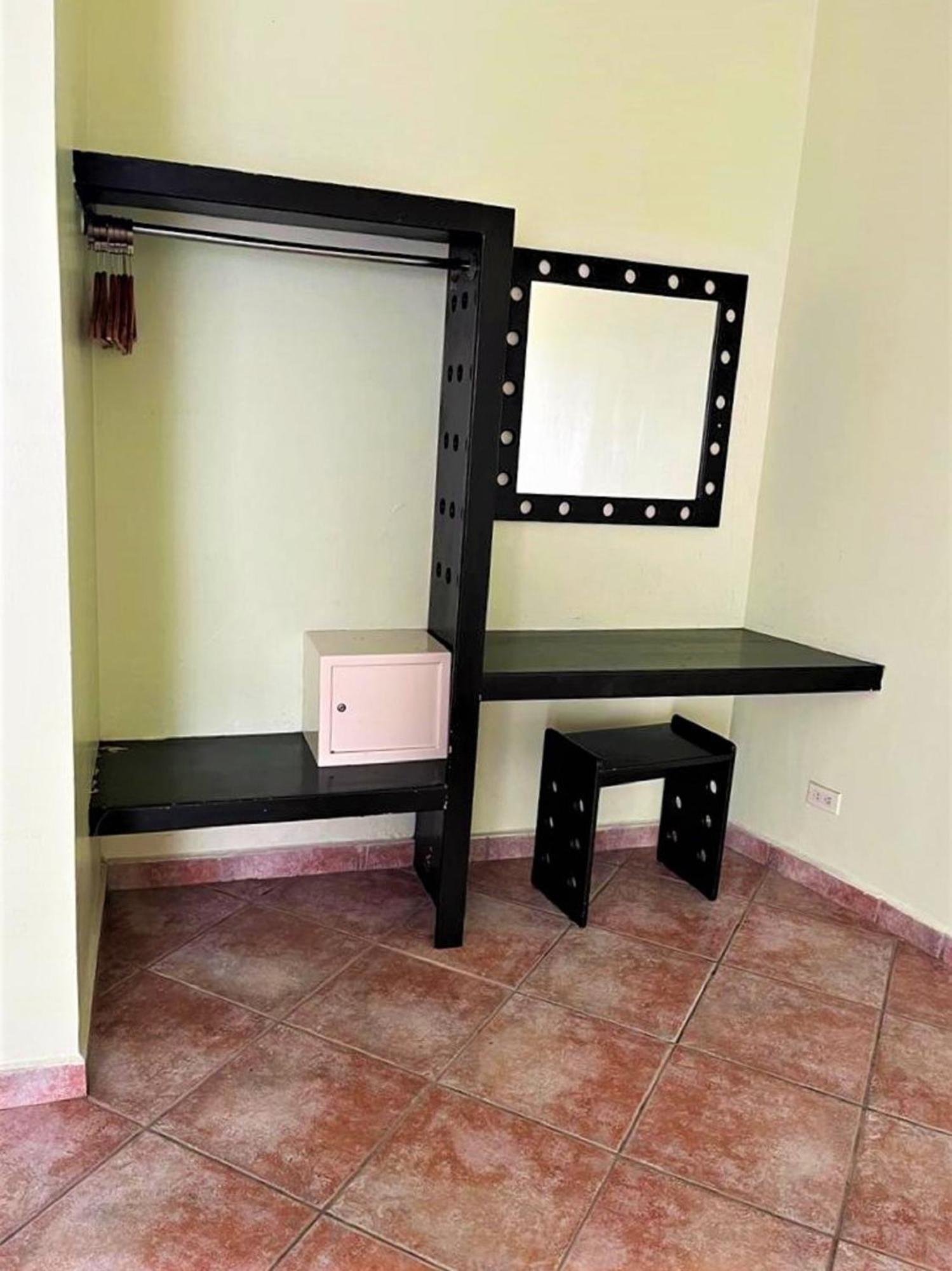 Seven Crown Express & Suites By Kavia Cabo San Lucas Dış mekan fotoğraf