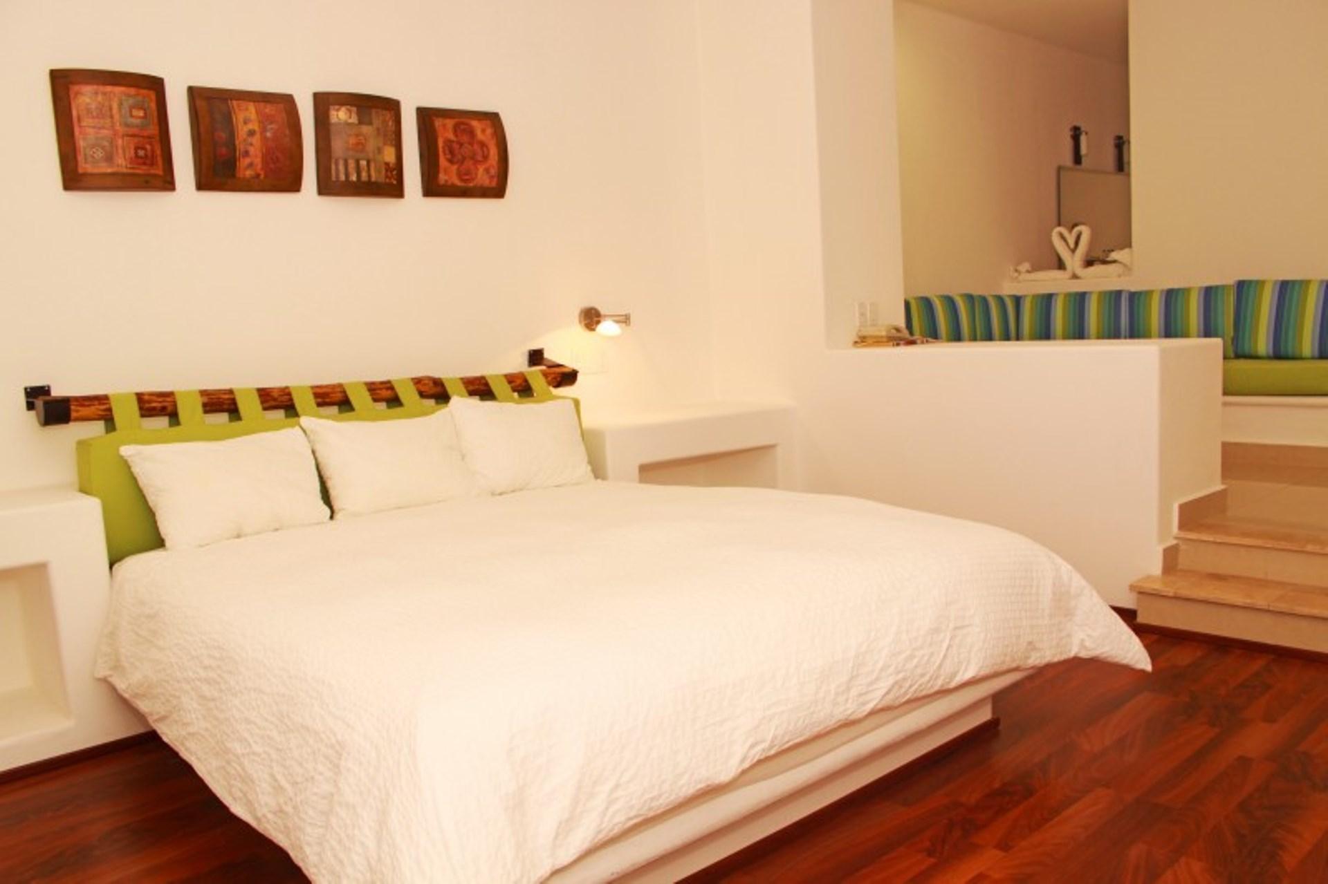 Seven Crown Express & Suites By Kavia Cabo San Lucas Dış mekan fotoğraf